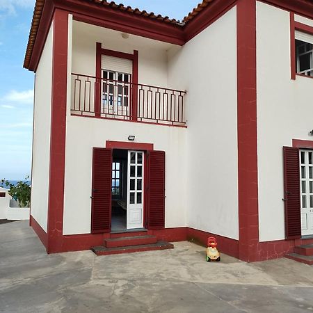 Villa Kai Casa Frente Al Mar Y Completamente Restaurada Santa Cruz das Flores Kültér fotó